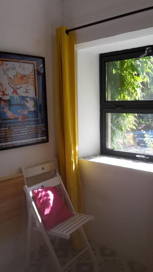 Caraussane Caractere Terrasse Sur Jardin Et Wifi Via Fibre En Coeur De Ville Σετ Εξωτερικό φωτογραφία